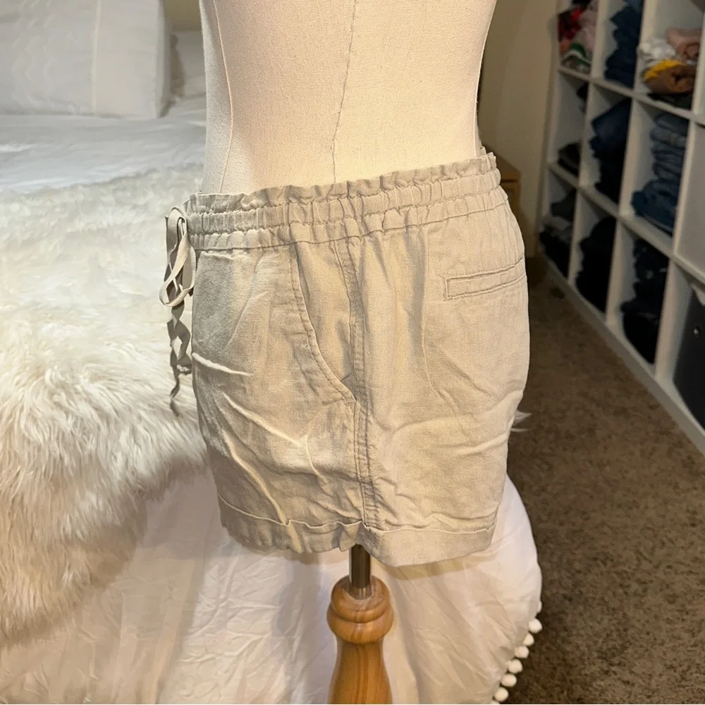 Old Navy | A Stones Throw Linen Paper Bag Shorts Tie Waist Cuffed Hem Beige